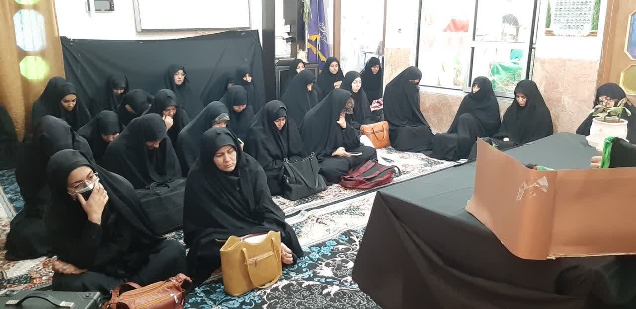 تصاویر/ جلسه شرح خطبه فدکیه در مدرسه علمیه الزهرا(س) ماهان