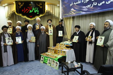 گفت و گو با روحانی که ۴۴ کتاب با محور شهید و شهادت به رشته تحریر درآورد