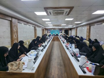 جلسه مدیران مؤسسات و خانه‌های قرآنی اهواز