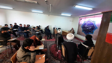 تصاویر/ نشست تخصصی «تبیین سیر و سلوک و عرفان علامه طباطبایی» در مدرسه علمیه امام سجاد(ع)