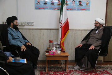 تصاویر/ دیدار رئیس عقیدتی سیاسی نیروی انتظامی شهرستان ماهشهر با مدیر حوزه علمیه خوزستان