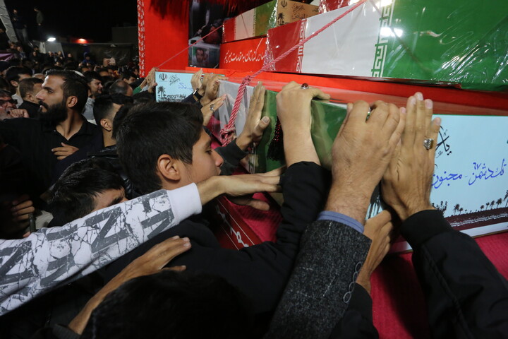 تصاویر / آیین بدرقه کاروان شهدای گمنام «اهالی بهشت» در اصفهان