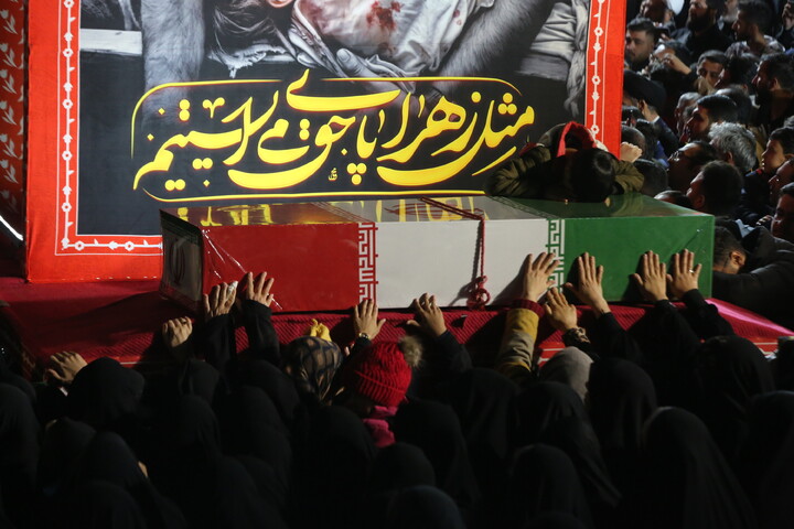 تصاویر / آیین بدرقه کاروان شهدای گمنام «اهالی بهشت» در اصفهان