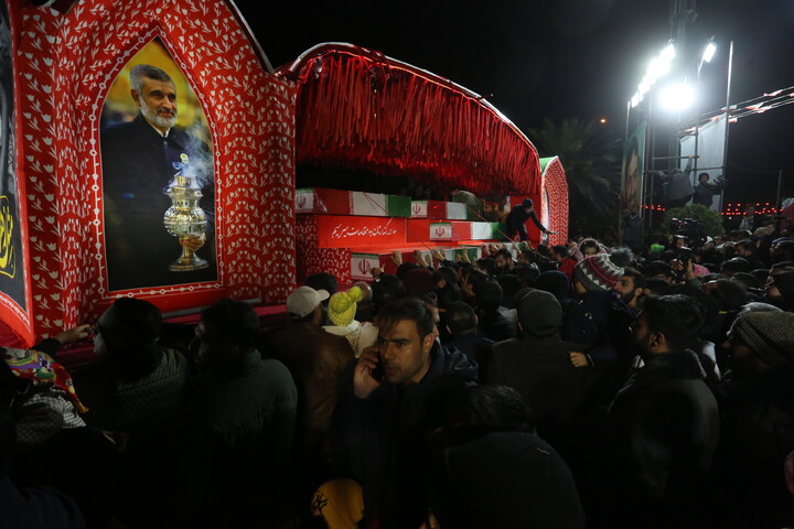 تصاویر / آیین بدرقه کاروان شهدای گمنام «اهالی بهشت» در اصفهان