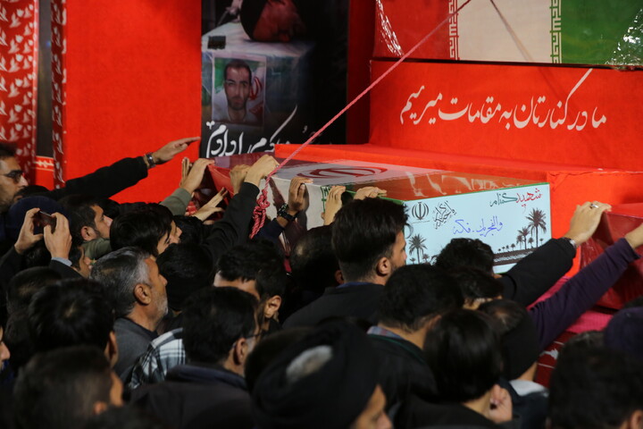 تصاویر / آیین بدرقه کاروان شهدای گمنام «اهالی بهشت» در اصفهان