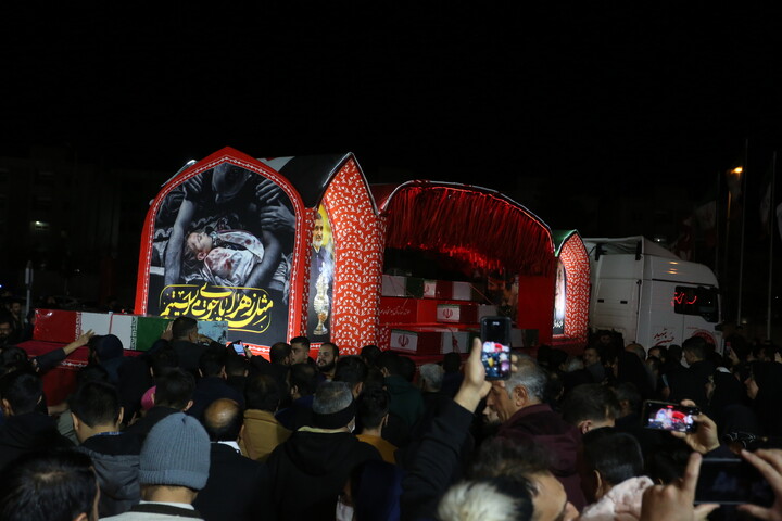 تصاویر / آیین بدرقه کاروان شهدای گمنام «اهالی بهشت» در اصفهان