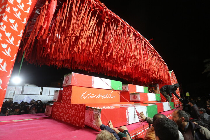 تصاویر / آیین بدرقه کاروان شهدای گمنام «اهالی بهشت» در اصفهان