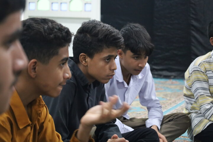 تصاویر/ بازدید مدیر حوزه علمیه استان از مدرسه ولی عصر (عج) رودان