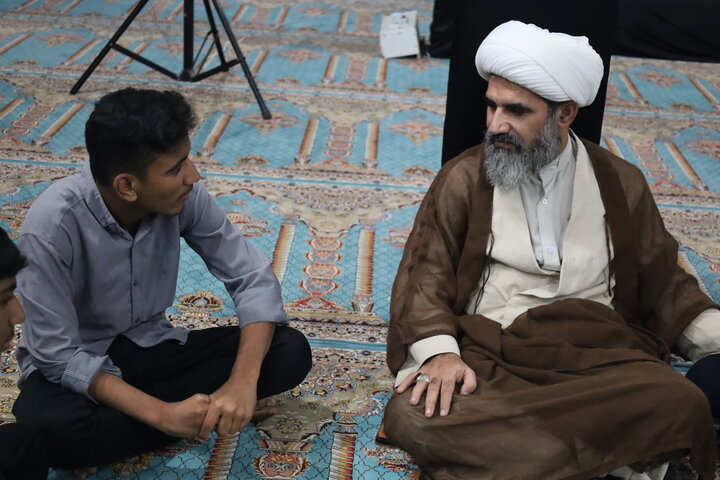 تصاویر/ بازدید مدیر حوزه علمیه استان از مدرسه ولی عصر (عج) رودان