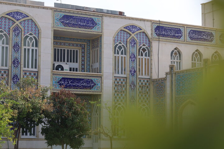 تصاویر/ بازدید مدیر حوزه علمیه استان از مدرسه ولی عصر (عج) رودان