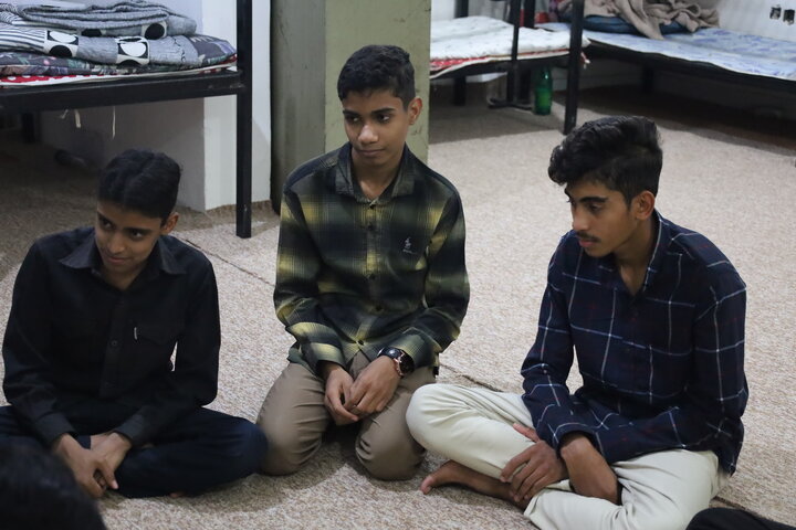 تصاویر/ بازدید مدیر حوزه علمیه استان از مدرسه ولی عصر (عج) رودان