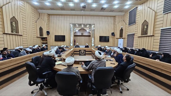 تصاویر/ برگزاری نشست تبیینی فعالان عرصه مسجد