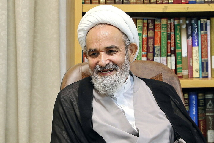 دیدار رئیس موسسه موضوع‌ شناسی احکام فقهی با آیت الله اعرافی
