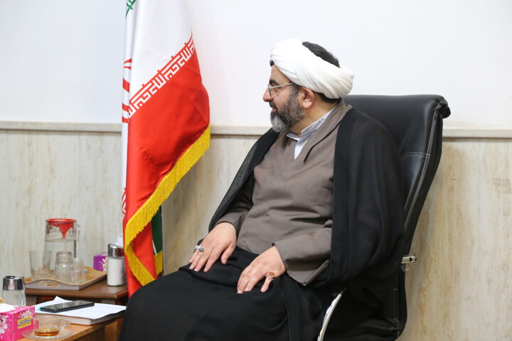 تصاویر/دیدار مدیر حوزه ایذه با مدیر حوزه علمیه خوزستان