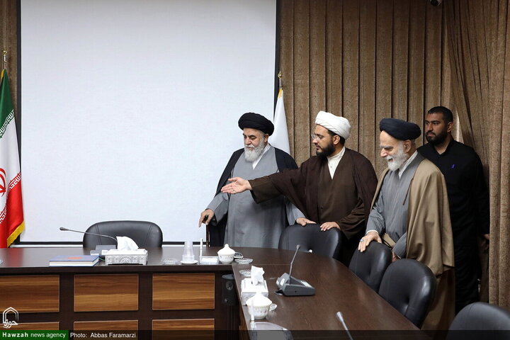 متولي مسجد جمكران المقدس يزور "وكالة أنباء الحوزة"