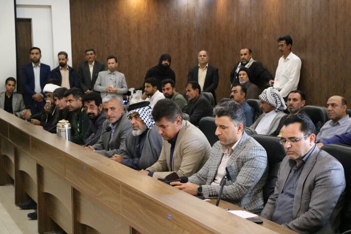 تصاویر/ دیدار امام جمعه دهلران با مردم بخش دشت عباس