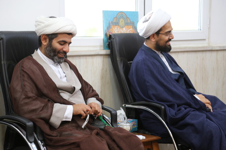 تصاویر/دیدار تولیت مدرسه علمیه فاطمیون اهواز با مدیر حوزه علمیه خوزستان