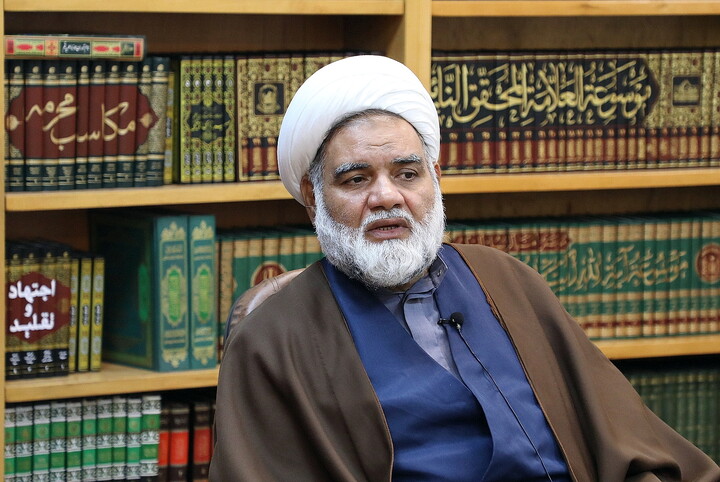 تصاویر/ دیدار فرمانده تیپ مستقل امام جعفر صادق(ع) با آیت الله اعرافی