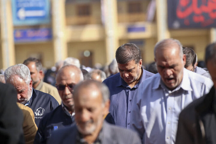 تصاویر| اقامه نماز باران در سومین حرم اهل بیت(ع)