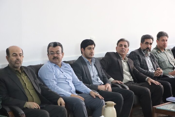 تصاویر/جلسه هماهنگی برنامه‌های هفته بسیج در شهرستان مهران