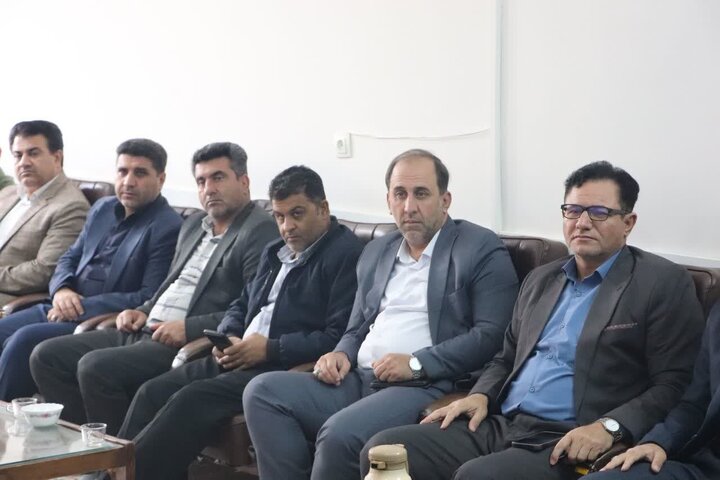 تصاویر/جلسه هماهنگی برنامه‌های هفته بسیج در شهرستان مهران