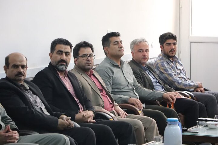 تصاویر/جلسه هماهنگی برنامه‌های هفته بسیج در شهرستان مهران