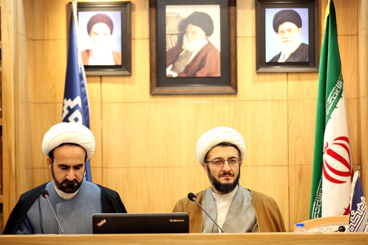 تصاویر/ رونمایی از کتاب تاریخ شفاهی کتابخانه آیت‌الله بروجردی با حضور معاونت پژوهش حوزه