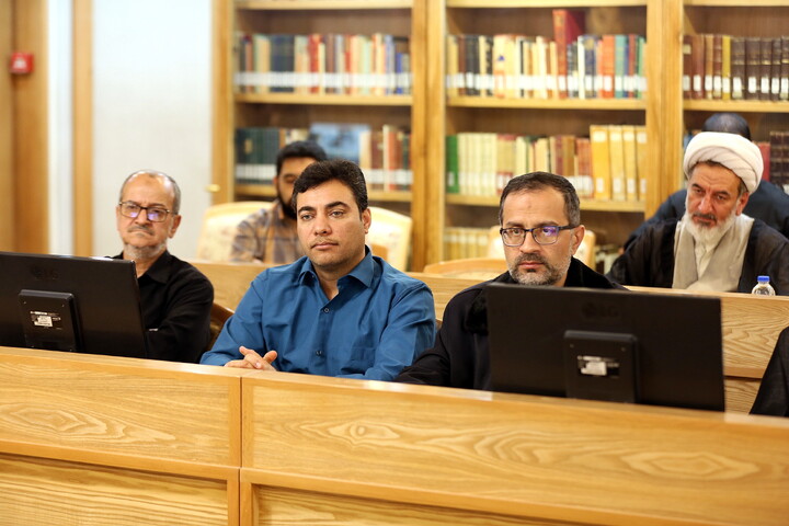 تصاویر/ رونمایی از کتاب تاریخ شفاهی کتابخانه آیت‌الله بروجردی با حضور معاونت پژوهش حوزه