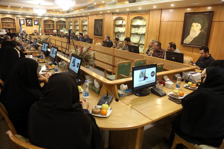 تصاویر/ رونمایی از کتاب تاریخ شفاهی کتابخانه آیت‌الله بروجردی با حضور معاونت پژوهش حوزه