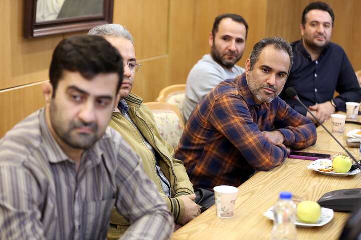 تصاویر/ رونمایی از کتاب تاریخ شفاهی کتابخانه آیت‌الله بروجردی با حضور معاونت پژوهش حوزه