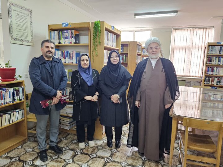 تصاویر/ برنامه‌های هفته کتاب در سنندج