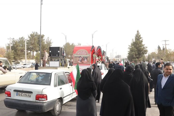 تصاویر/ مراسم استقبال از ۹ شهید گمنام در شهر کرمان