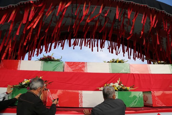 تصاویر/ مراسم استقبال از ۹ شهید گمنام در شهر کرمان