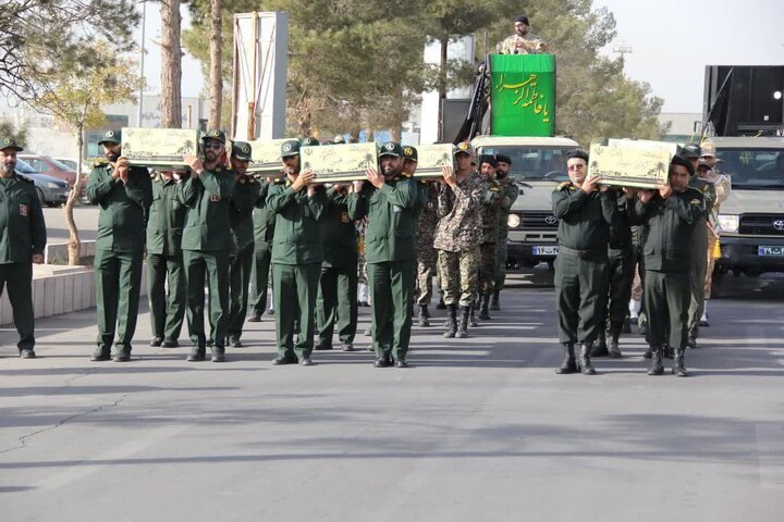تصاویر/ مراسم استقبال از ۹ شهید گمنام در شهر کرمان