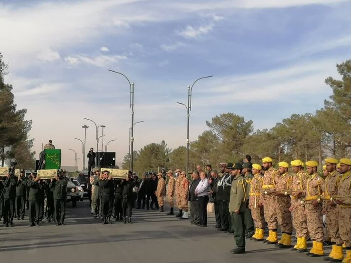 تصاویر/ مراسم استقبال از ۹ شهید گمنام در شهر کرمان