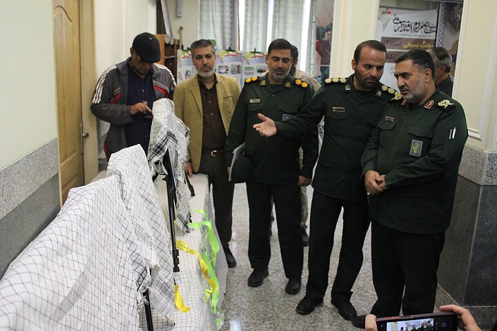 تصاویر/ نشست خبری فرمانده سپاه ثارالله کرمان به مناسبت هفته بسیج