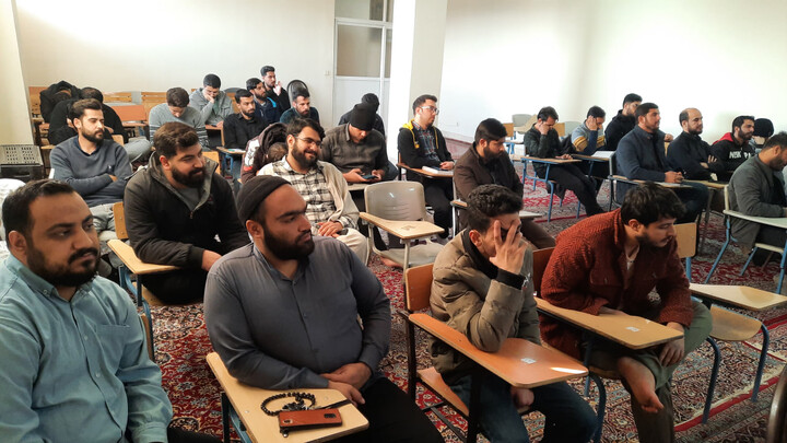 تصاویر| نشست تخصصی «تبیین سیرو سلوکو عرفان علامه طباطبایی» در مدرسه علمیه امام سجاد(ع)