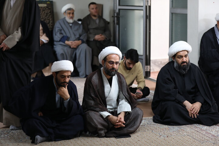 تصاویر/ نشست اساتید مدرس صاحب الزمان(عج) با حضور آیت الله شب زنده دار