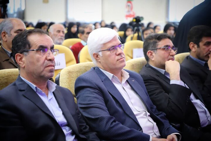 تصاویر/مراسم استقبال از پیکر مطهر «شهید گمنام» در دانشگاه فرهنگیان اراک