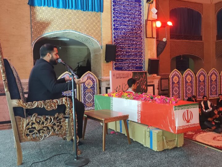 تصاویر/ پیکر پاک شهید گمنام دوران دفاع مقدس میهمان شهر بم