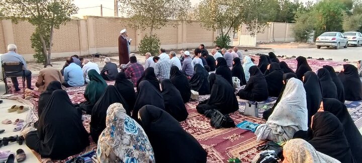 تصاویر/ اقامه نماز طلب باران در آبپخش