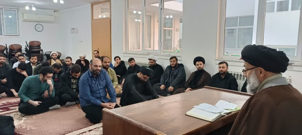 جلسه «سفیران انفال» در مدرسه علمیه نائب‌الصدر رشت برگزار شد+عکس