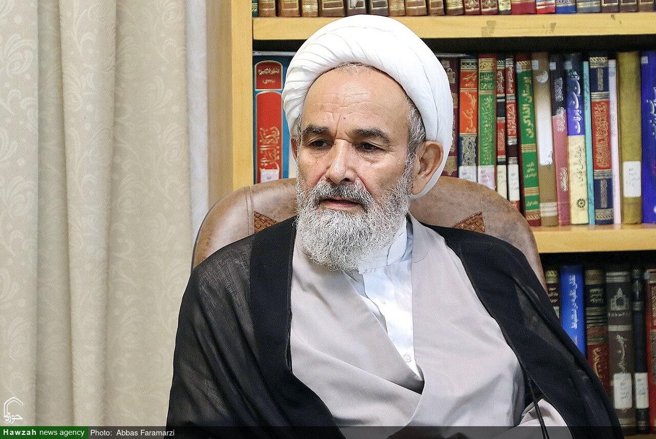 حرکت جدید در توسعه آموزش «موضوع‌شناسی احکام فقهی» / انتشار بیش از ۲۰ برنامه رادیویی در بررسی مسائل فقهی روز