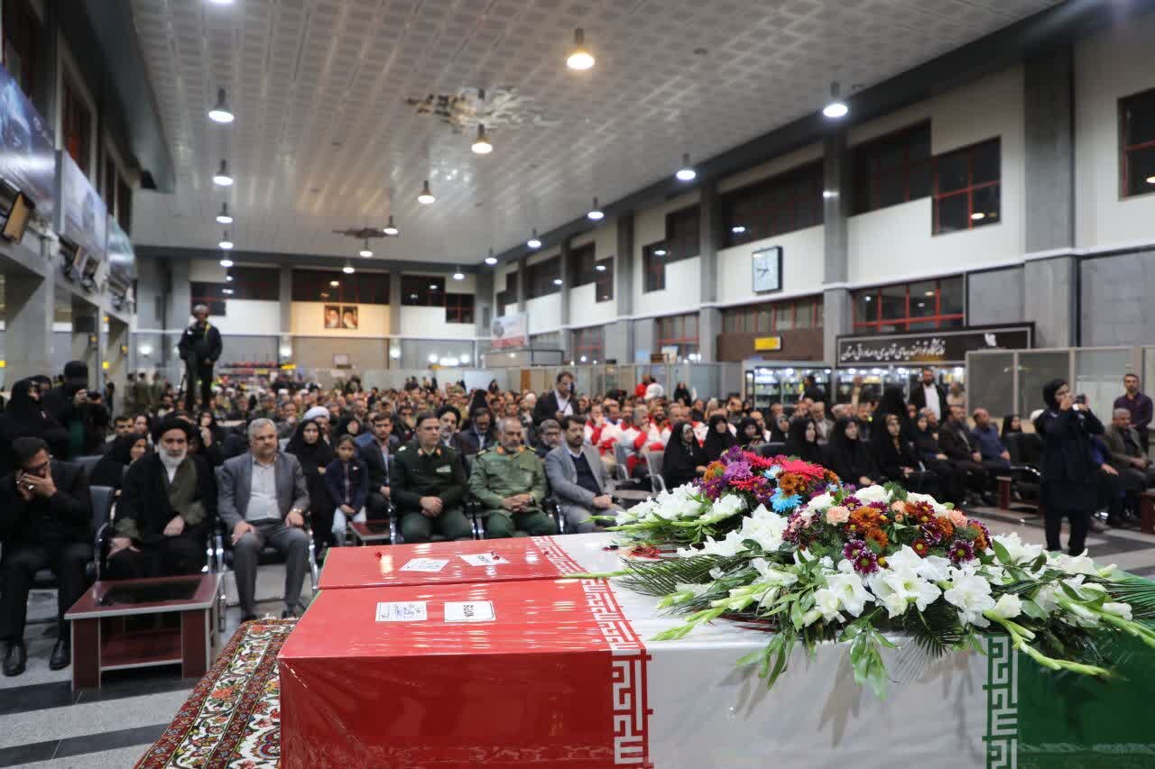 چهارمحال و بختیاری غرق در عطر ایثار؛ استقبال باشکوه از پیکر ۶شهید گمنام دفاع مقدس
