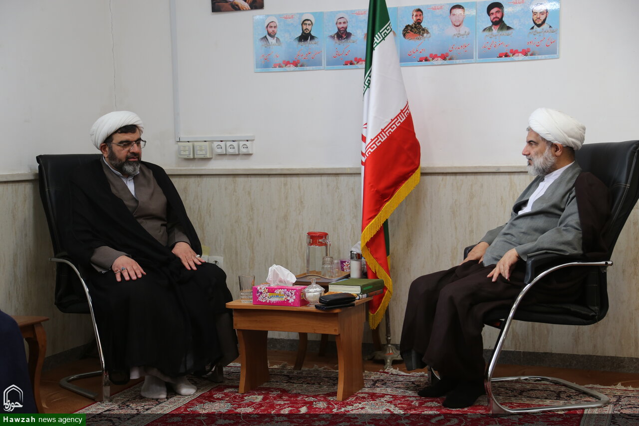 تصاویر/ دیدار تولیت مدرسه علمیه فاطمیون اهواز با مدیر حوزه علمیه خوزستان