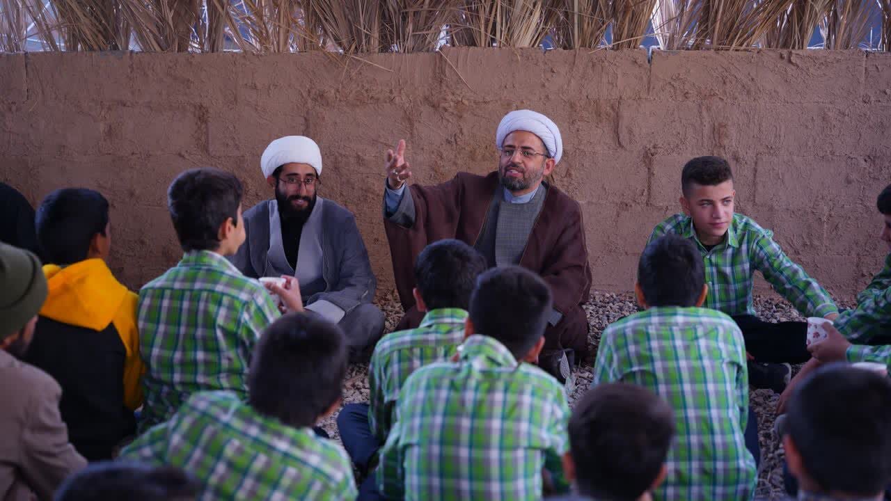 تصاویر/ بازدید دانش‌آموزان از نمایشگاه کوچه‌های بنی‌هاشم در رفسنجان