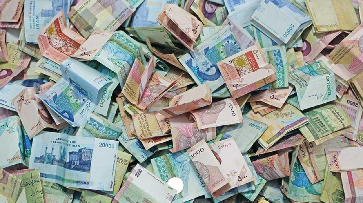 کاهش ارزش پول ملی، ثبات اقتصادی را متزلزل و رشد را کند می‌کند