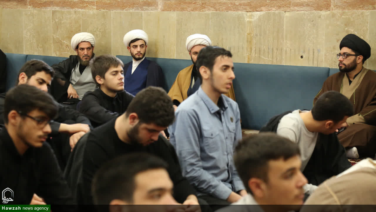 تصاویر/ یازدهمین جلسه برنامه «طلبه باشیم» در مدرسه علمیه امیرالمومنین(ع)تبریز