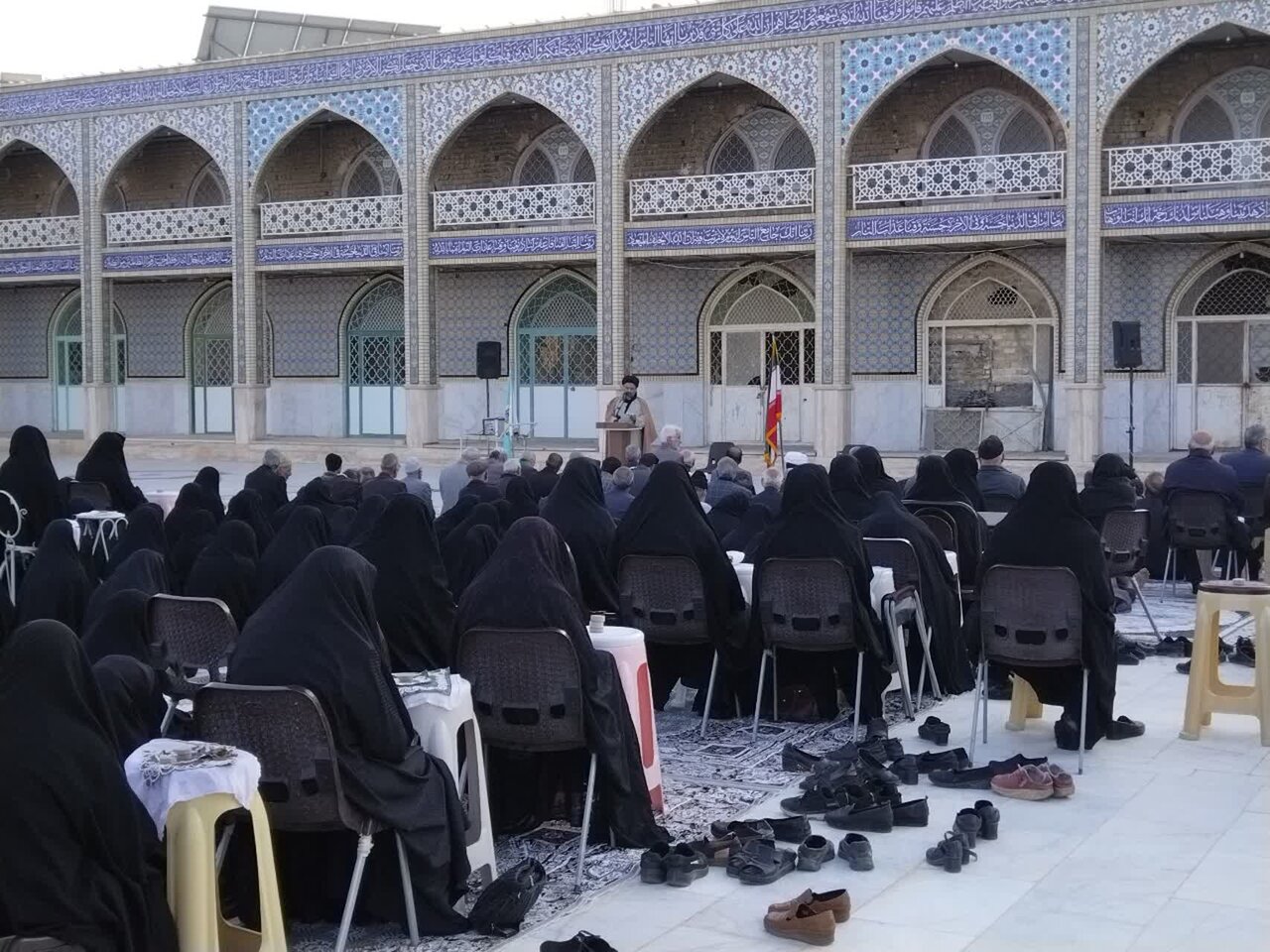 نماز طلب باران رحمت در راوند کاشان برگزار شد+عکس