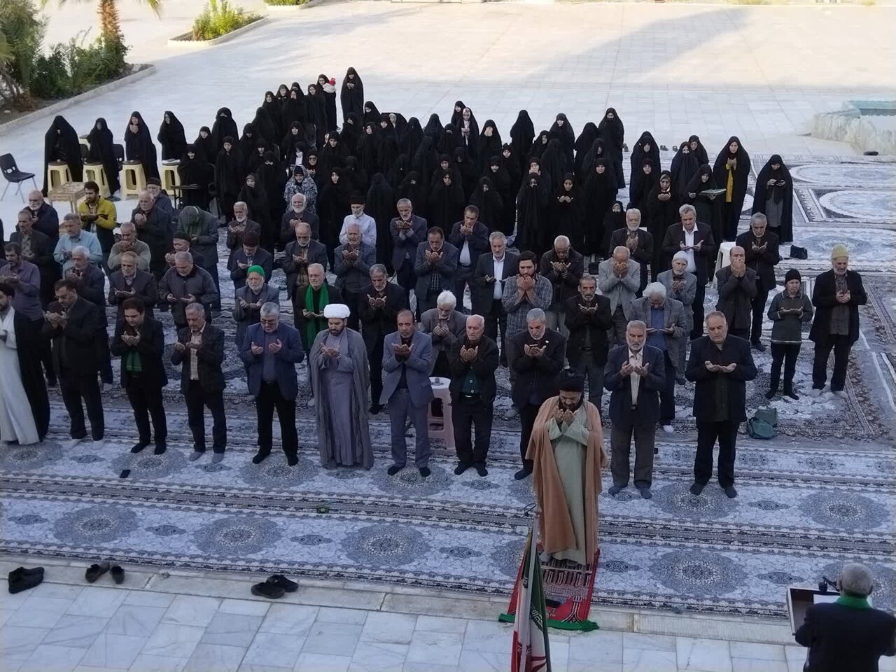 اقامه نماز طلب باران رحمت در راوند کاشان+عکس